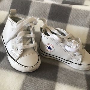 Baby Leather Converse